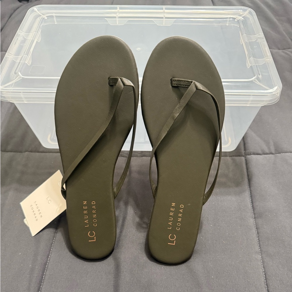 LC Lauren Conrad Dark Sandals for Women